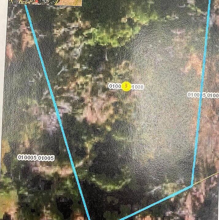 1st image of 8 W Church Street