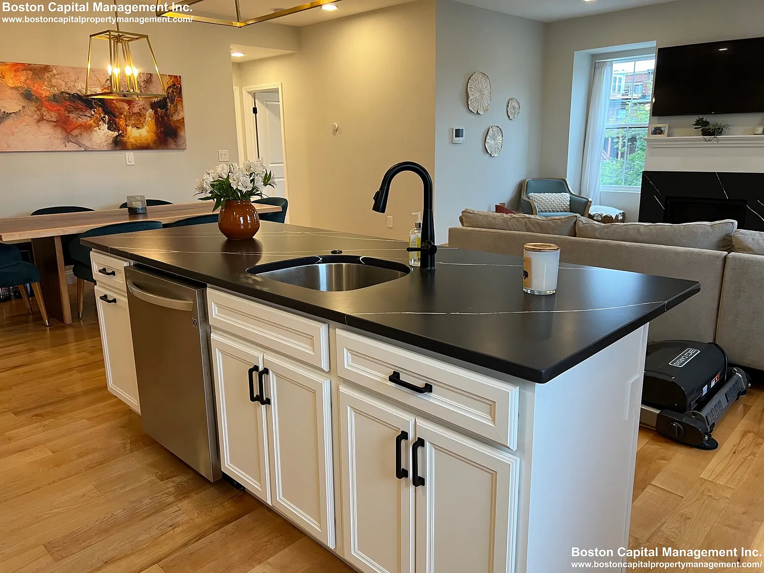 2 bed, 1205 sqft, $3,695 — Photo 3