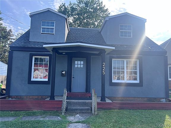 2nd image of 225 Russell Ave