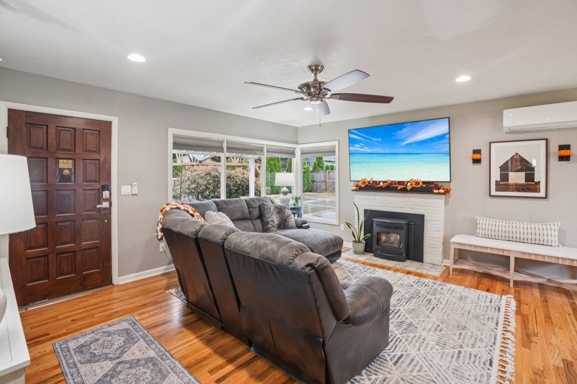 next background image