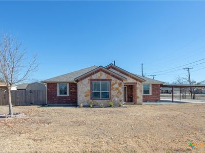 319 Scott St, Rogers, TX, 76569