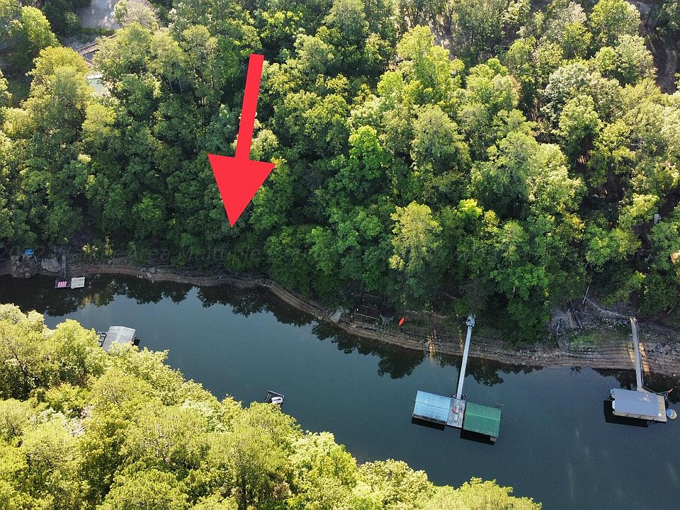 1st image of 12 Dogwood Ln