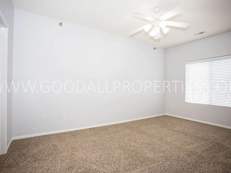 1760 SE La Grant Pkwy #44 — Photo 9