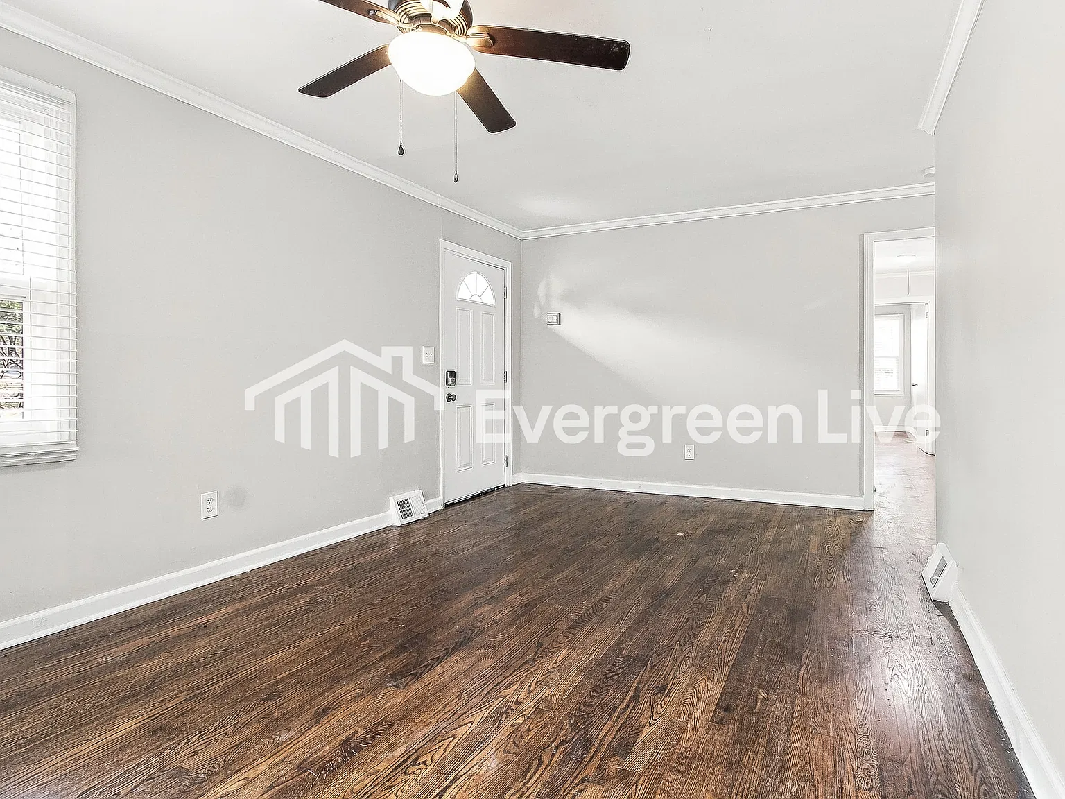 3 bed, 1.5 bath, 1000 sqft, $1,445 — Photo 3