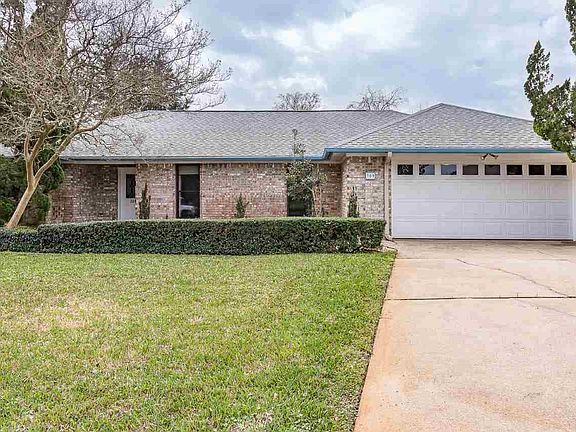 2nd image of 309 Williamsburg Dr