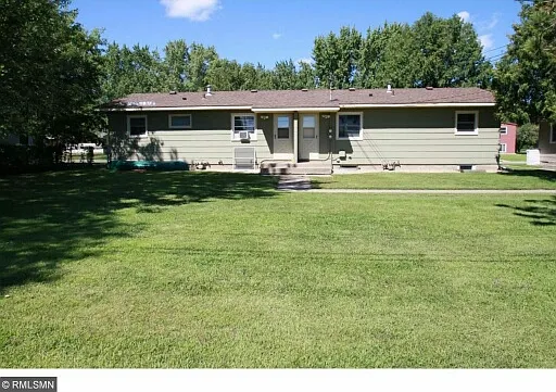 4 bed, $1,550 — Photo 3