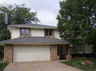 14735 Harvey Oaks Ave, Omaha, NE 68144