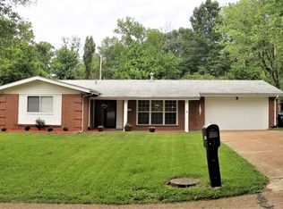 1133 Westleigh Ter, Ballwin, MO