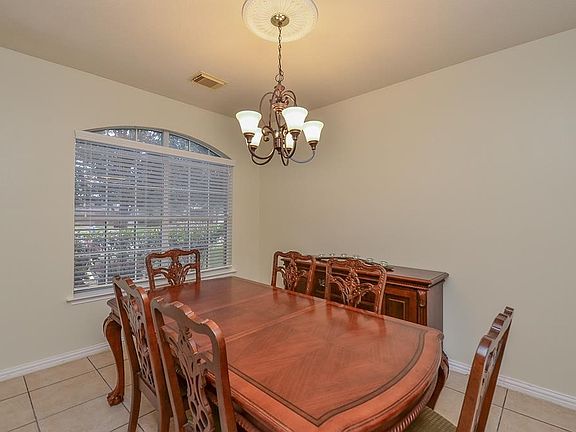 4th image of 10803 White Oak Trace Dr