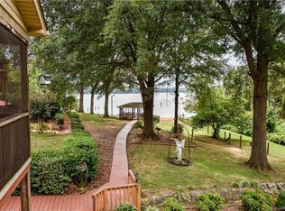 1116 Cedar St, Mount Holly, NC 28120