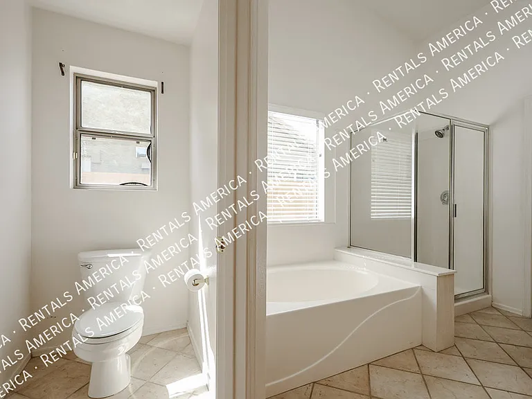 1623 E Wildhorse Pl — Photo 29