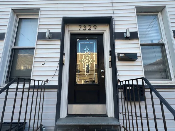 73-29 69th Place image 31 of 34