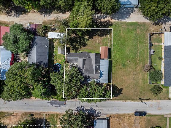 2nd image of 488 7th St