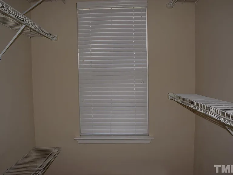 8224 Stone Cellar Dr — Photo 23