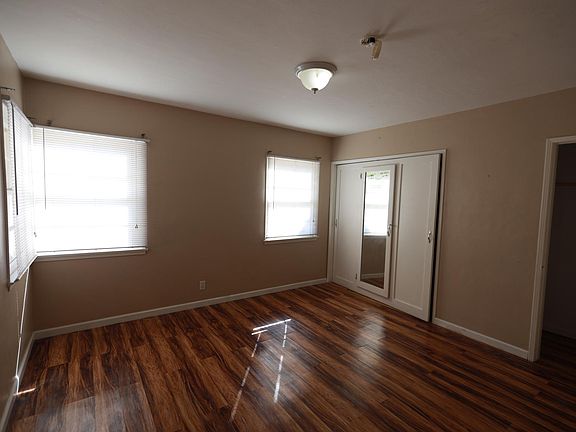 3rd image of 663 N Towne Ave
