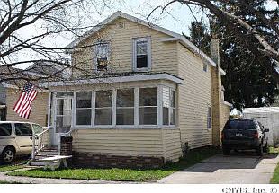 1st image of 112 E 10th St