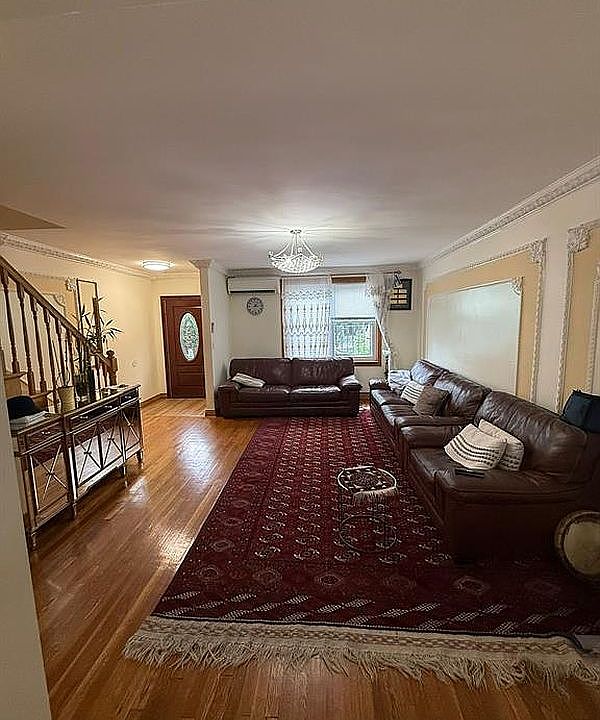 2nd image of 7259 141st St