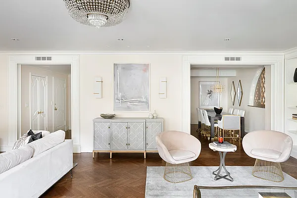 Sold by Compass | media 17