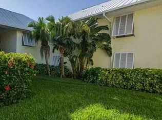 7300 Sunshine Skyway Ln S APT 104, Saint Petersburg, FL 33711