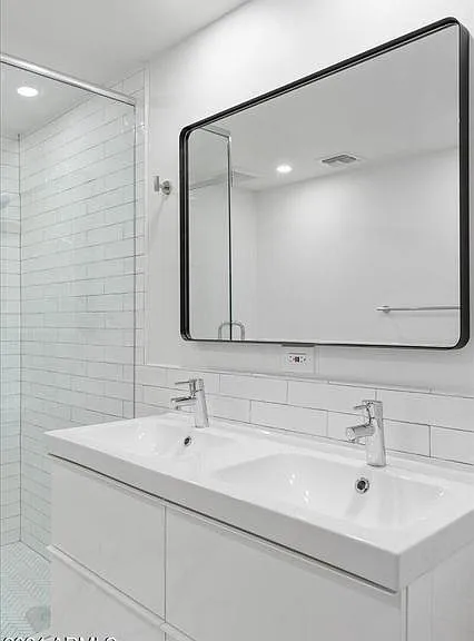 825 N 3rd Ave — Photo 5