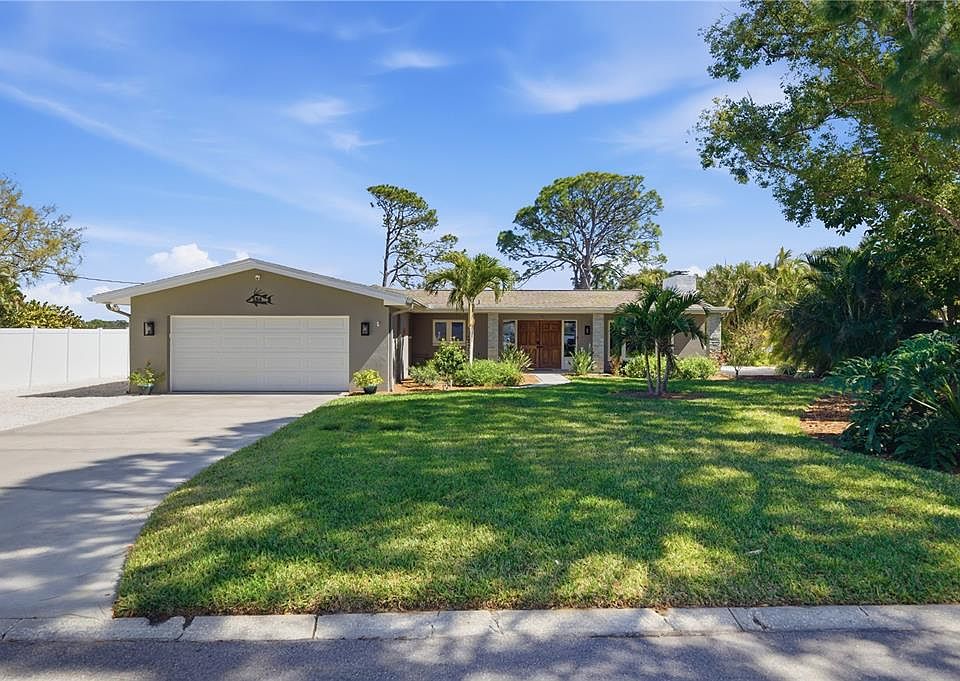1st image of 154 CARLYLE DRIVE
