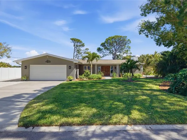 154 Carlyle Dr, Palm Harbor, FL 34683