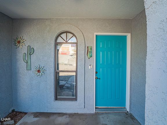 5th image of 360 Stallion Ln