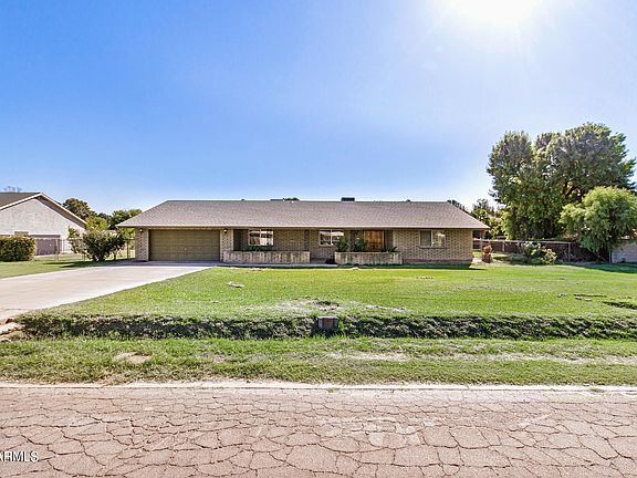 2nd image of 10413 W MULBERRY Drive
