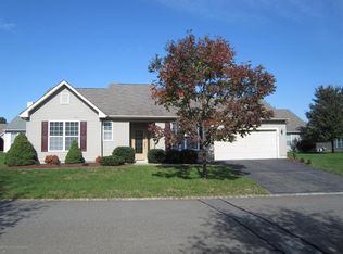 11 Curry Ct, Whiting, NJ 08759