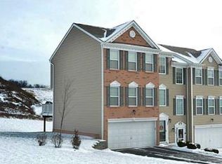 730 Freedom Dr, Carnegie, PA 15106