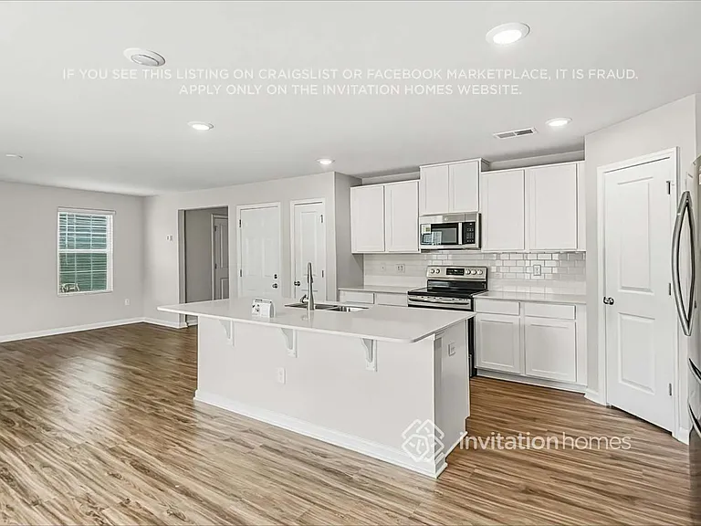 1125 Woodhouse Dr — Photo 8