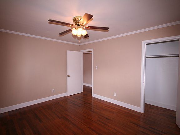 4th image of 304 N Jefferson Ave