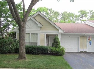 18 Oakdale Ct, Ridge, NY 11961