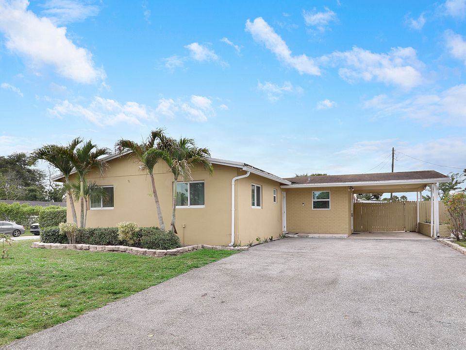 1st image of 827 Caroline Avenue