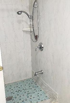 3rd image of 110-39 15th Ave