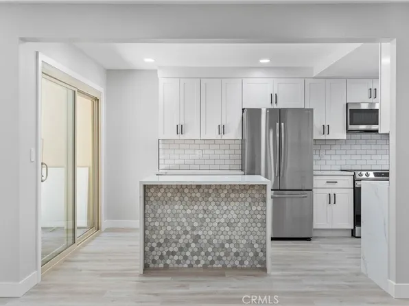 3008 Club House Cir, Costa Mesa, CA 92626