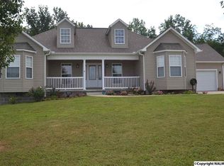350 Granite Cir, Albertville, AL 35950