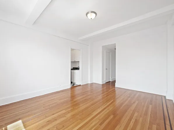 208 West 23rd Street image 1 of 15