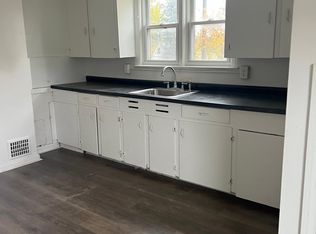 608 Chestnut St #2, Wyandotte, MI 48192