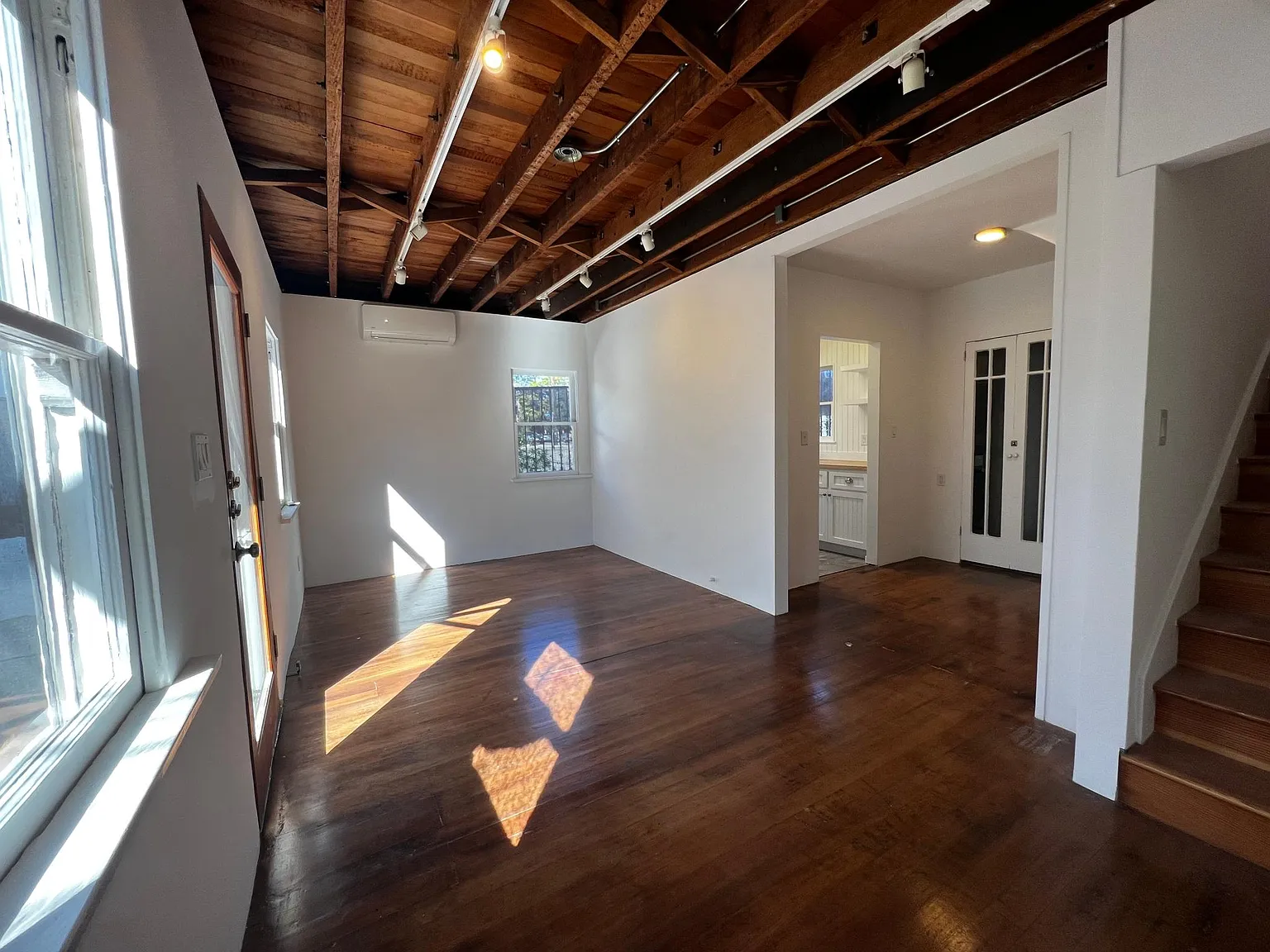 1 bed, 720 sqft, $4,500 — Photo 4