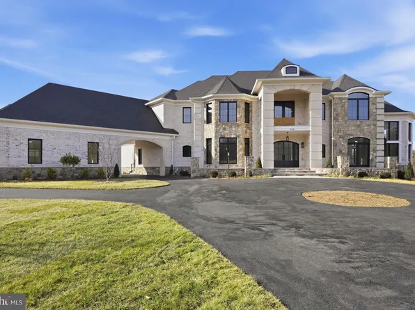 396 Still Pond Run, Great Falls, VA 22066