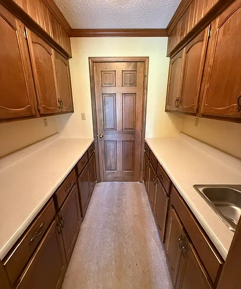 590 Wedgwood Dr — Photo 25