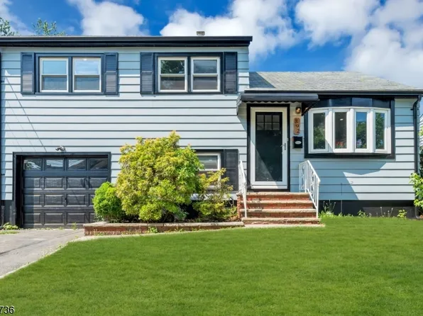 392 Lower Alden Dr, Rahway City, NJ 07065