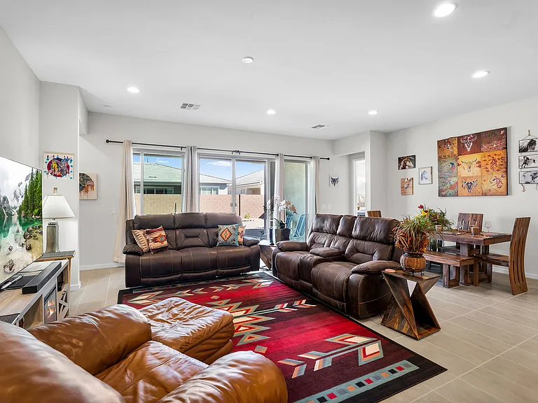 866 W Flatiron Trl — Photo 19