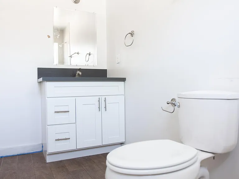 1250 W 37th Dr — Photo 13