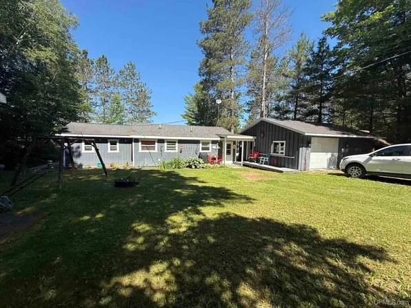 N1105 E Tie Lake Rd, Wetmore, MI 49895