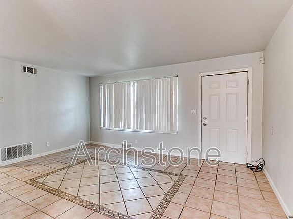 2nd image of 1829 Corrine Dr