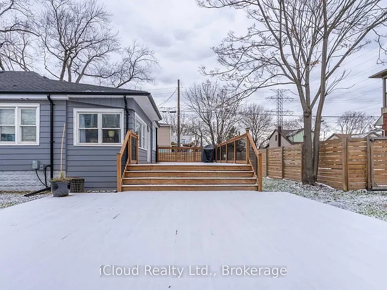 361 Beach Blvd — Photo 15