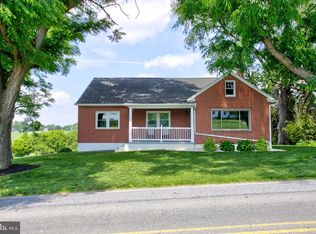 156 W Penn Grant Rd, Willow Street, PA 17584