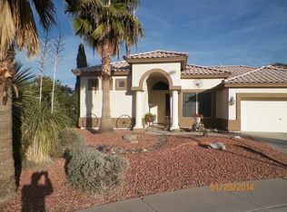 381 N Carriage Ln, Chandler, AZ 85224